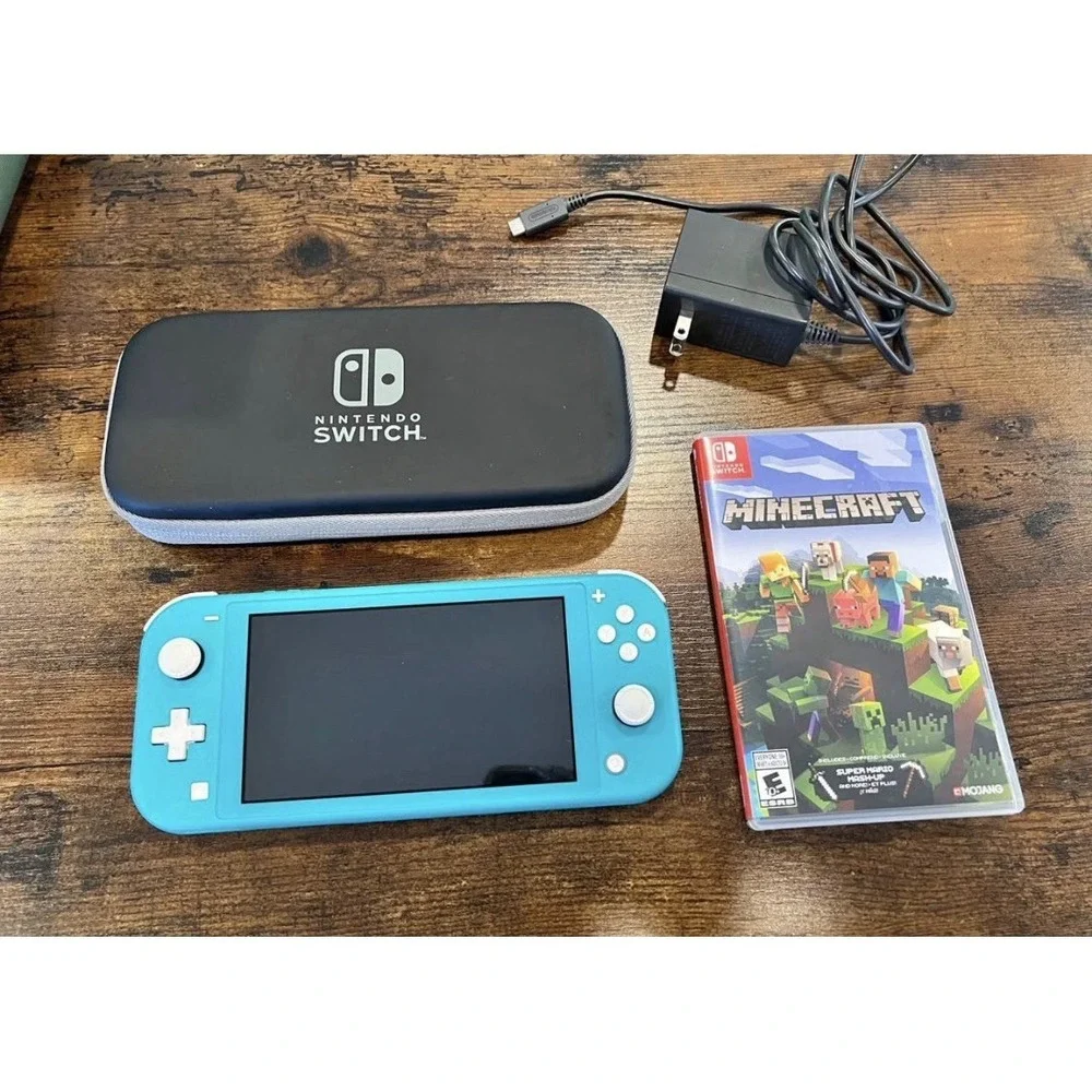 Nintendo Switch Lite Turquoise w/Charger - Minecraft game. Excellent Condition